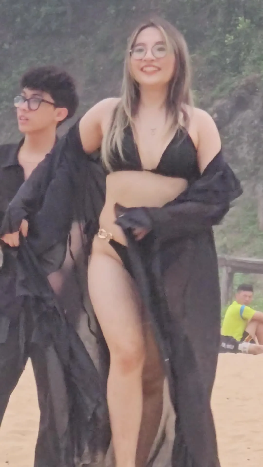 Preview for Video 1367878