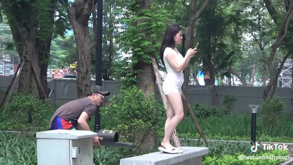 Preview for Video 1476978