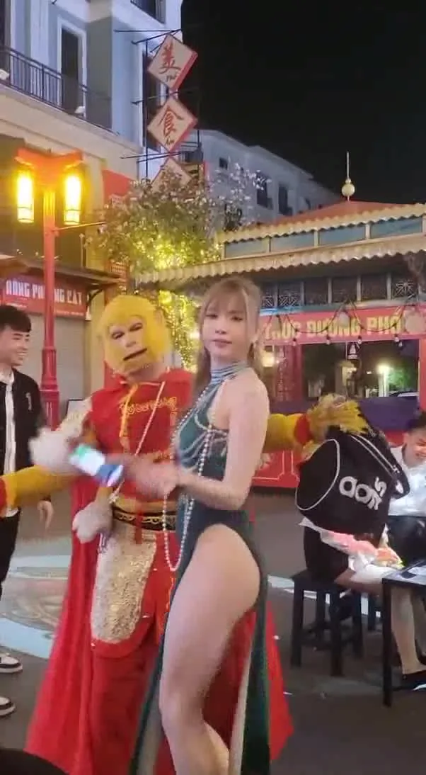 Preview for Video 1393443