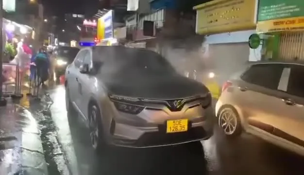 Preview for VINFAST Electric Car got FIRE by itself