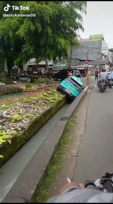 Preview for Video 1284985